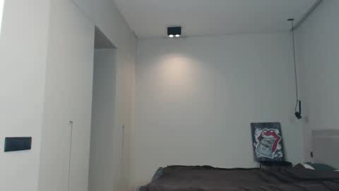 Snapshot of sandro_best chatting on February 16, 2026, 4:08 am DeAlex online show from February 16, 2026, 4:08 am