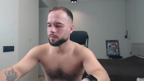 Snapshot of sandro_best chatting on February 20, 2026, 9:32 am DeAlex online show from February 20, 2026, 9:32 am