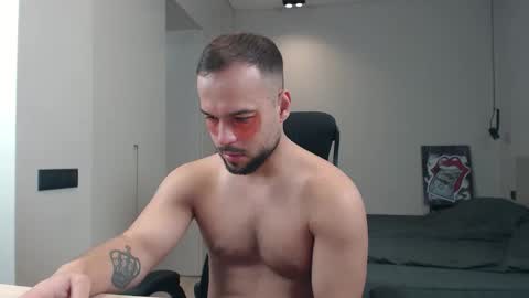 Snapshot of sandro_best chatting on March 25, 2026, 9:59 am DeAlex online show from March 25, 2026, 9:59 am