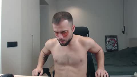 Snapshot of sandro_best chatting on March 31, 2026, 9:21 am DeAlex online show from March 31, 2026, 9:21 am