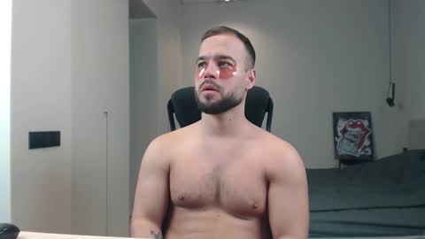 Snapshot of sandro_best chatting on April 3, 2026, 9:29 am DeAlex online show from April 3, 2026, 9:29 am