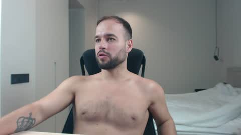 Snapshot of sandro_best chatting on July 14, 2026, 10:21 am DeAlex online show from July 14, 2026, 10:21 am