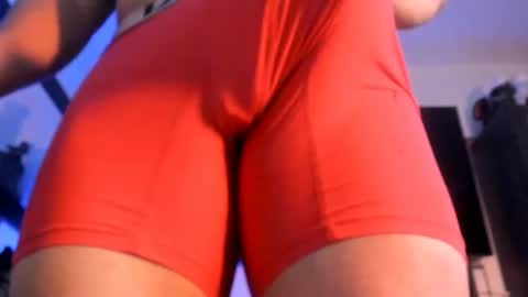 sandrolatino online show from July 21, 2026, 3:03 pm