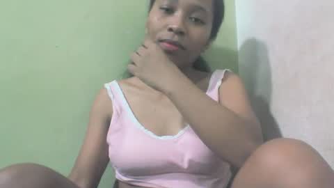 Snapshot of sandy735579 chatting on March 26, 2026, 7:47 am sandy735579 online show from March 26, 2026, 7:47 am