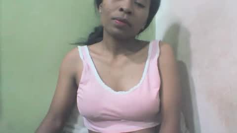 Snapshot of sandy735579 chatting on April 10, 2026, 7:18 pm sandy735579 online show from April 10, 2026, 7:18 pm