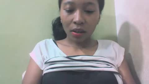 Snapshot of sandy735579 chatting on April 17, 2026, 2:36 am sandy735579 online show from April 17, 2026, 2:36 am