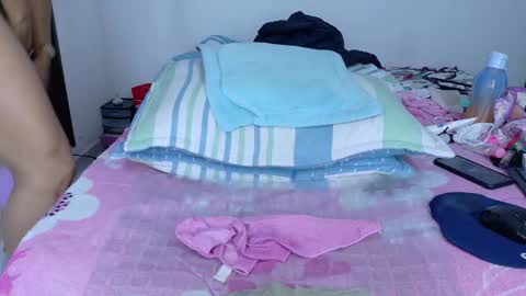 sandy online show from September 24, 2025, 7:50 pm