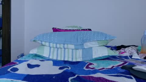 sandy online show from April 12, 2026, 5:51 pm