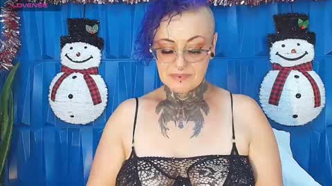Sandy Rose online show from December 19, 2024, 9:17 pm