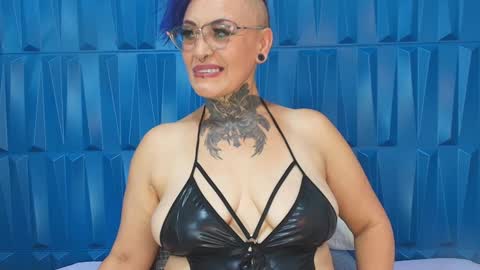 Sandy Rose online show from February 8, 2025, 7:05 pm