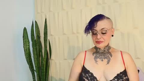 Sandy Rose online show from March 8, 2025, 6:05 pm