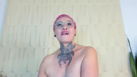 Sandy Rose online show from October 15, 2025, 4:01 am