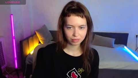Sonya online show from September 17, 2025, 8:38 am