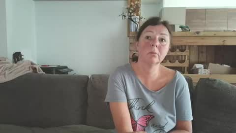 Snapshot of sanroom chatting on May 5, 2026, 2:47 pm sanroom online show from May 5, 2026, 2:47 pm