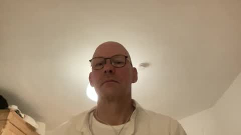 santaclausonice online show from November 7, 2025, 1:49 am