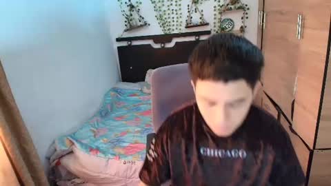 Snapshot of santi_ss chatting on July 28, 2026, 1:21 pm santi_ss online show from July 28, 2026, 1:21 pm