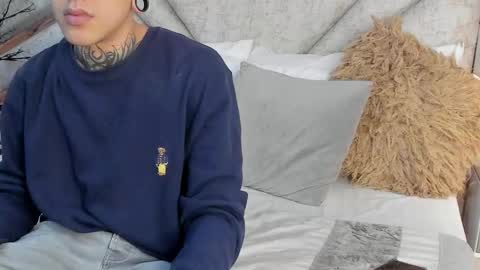 SantiAbader online show from December 2, 2025, 11:59 am