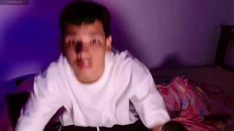 santi online show from March 17, 2026, 10:57 pm