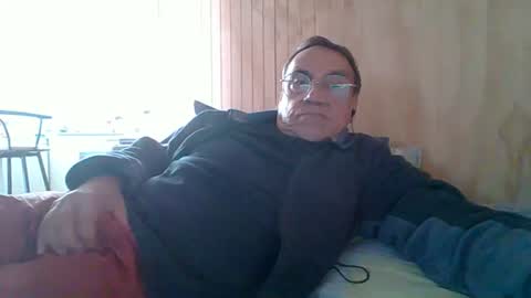 Snapshot of santiago_n chatting on July 5, 2026, 6:37 pm santiago_n online show from July 5, 2026, 6:37 pm