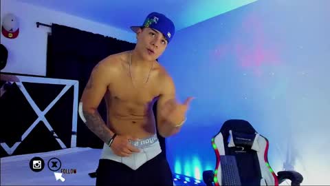 Santi Reyes online show from February 13, 2025, 2:45 am