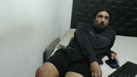 Santiago    online show from November 6, 2025, 5:08 am