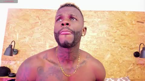  Santi online show from October 20, 2025, 7:47 pm