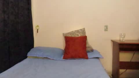 Snapshot of santiexxx chatting on October 9, 2025, 2:42 am santiexxx online show from October 9, 2025, 2:42 am