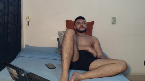 Snapshot of santiexxx chatting on May 1, 2026, 10:47 pm santiexxx online show from May 1, 2026, 10:47 pm