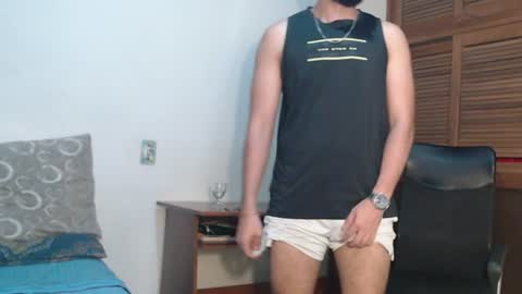 Snapshot of santiexxx chatting on June 20, 2026, 2:36 am santiexxx online show from June 20, 2026, 2:36 am