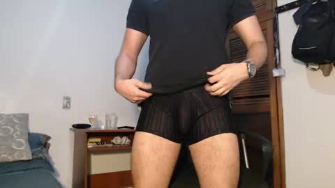 Snapshot of santiexxx chatting on July 11, 2026, 3:31 am santiexxx online show from July 11, 2026, 3:31 am