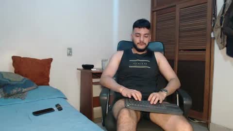Snapshot of santiexxx chatting on August 1, 2026, 3:39 am santiexxx online show from August 1, 2026, 3:39 am