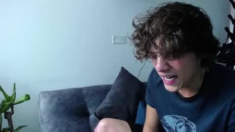 Santii online show from December 13, 2024, 8:15 pm