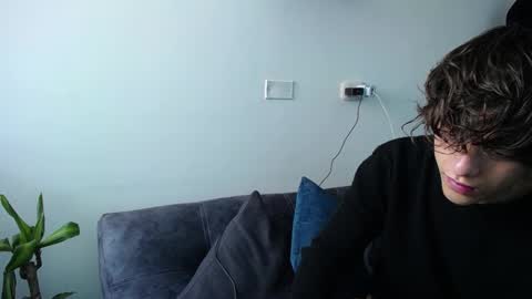 Santii online show from December 14, 2024, 3:47 pm