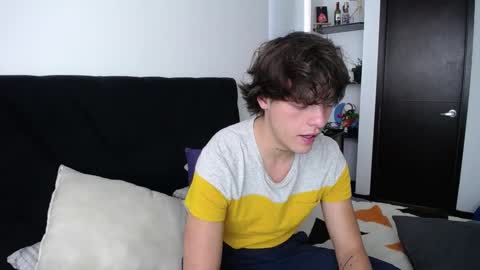 Santii online show from February 1, 2025, 10:02 pm