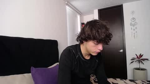 Santii online show from March 11, 2025, 1:01 pm