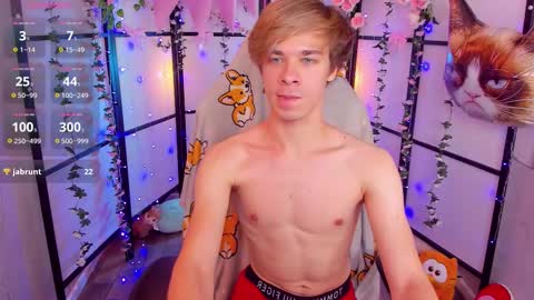 Santo online show from September 20, 2025, 8:32 pm