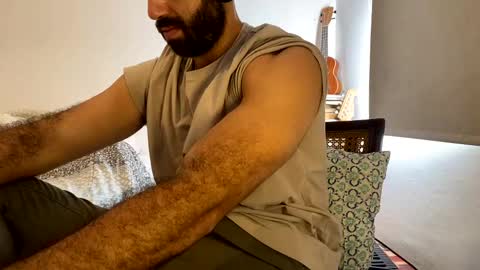 Papi online show from December 18, 2024, 8:36 pm