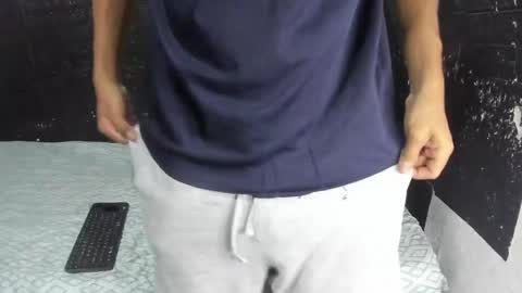 Snapshot of santos_xd chatting on May 20, 2026, 4:51 am santos online show from May 20, 2026, 4:51 am