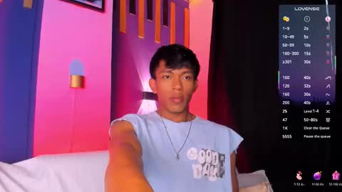 Santii online show from October 15, 2025, 9:15 pm