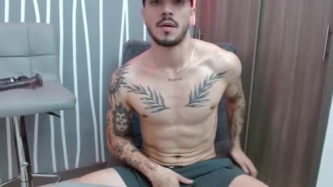 Snapshot of santti_torres chatting on March 6, 2026, 11:23 pm Santy Torres online show from March 6, 2026, 11:23 pm