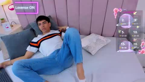 Santiago Carrington online show from March 11, 2026, 7:53 pm