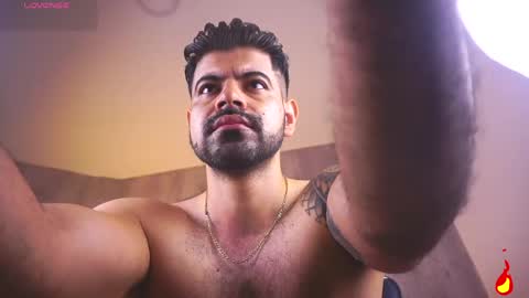 santiago online show from June 8, 2026, 11:10 am