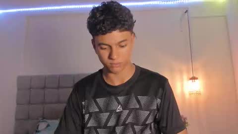 santy_stump online show from November 30, 2025, 10:03 pm