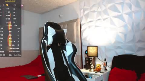 Santyago online show from December 6, 2024, 7:45 pm