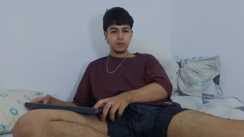 santybig18 online show from December 6, 2024, 1:51 am