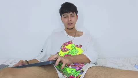santybig18 online show from January 13, 2025, 3:12 am