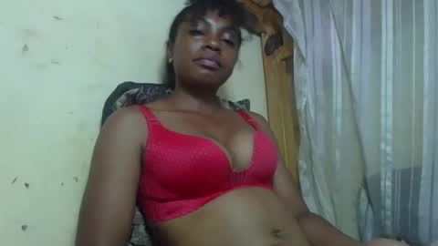 saphia online show from October 4, 2025, 3:32 pm