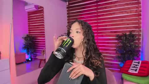 Valerin online show from October 7, 2025, 1:25 am