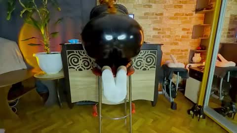 sara  foxy online show from February 13, 2026, 2:51 am