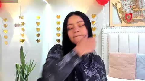    online show from February 15, 2026, 12:03 pm